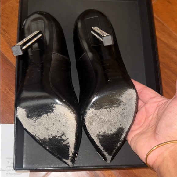 Saint Laurent Elegant Black Heels with Silver Tips - Picture 3 of 10